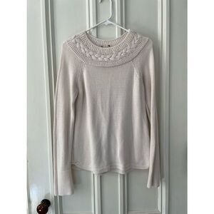 Cream lightweight scoop neck sweater with braided collar M
